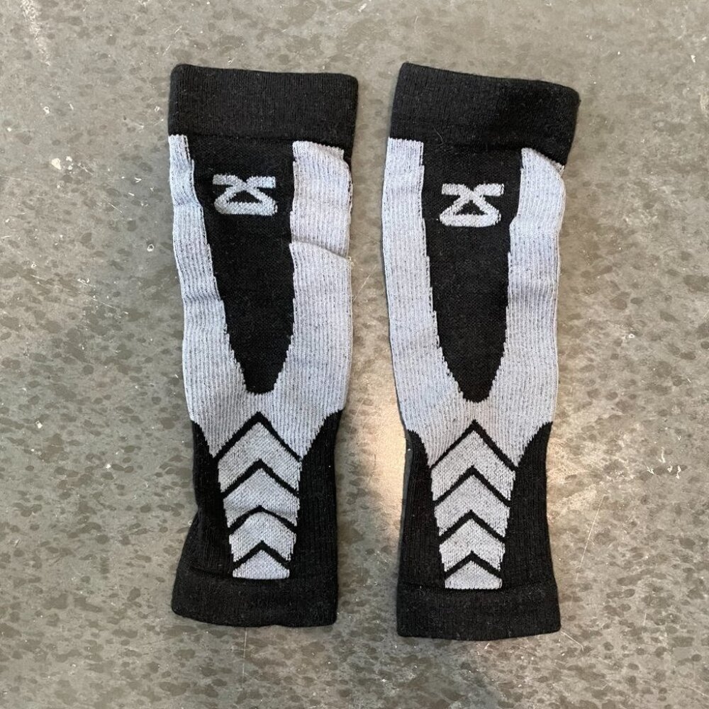 Men's Small Zensah Compression Wool Calf Leg Sleeves Black Gray
